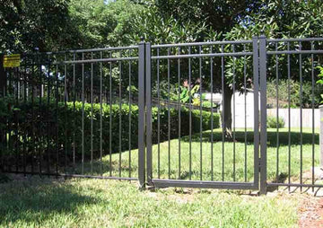 Light-Bronze-Ascot-Gate.jpg