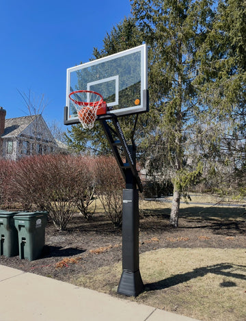 PROview 660 basketball hoop installed by Fenceworks in Lake Forest, IL